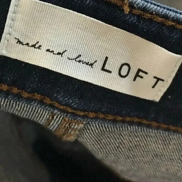 Ann Taylor LOFT Dark Wash Mid Rise Raw Hem Curvy Skinny Jeans 26 - Picture 5 of 5